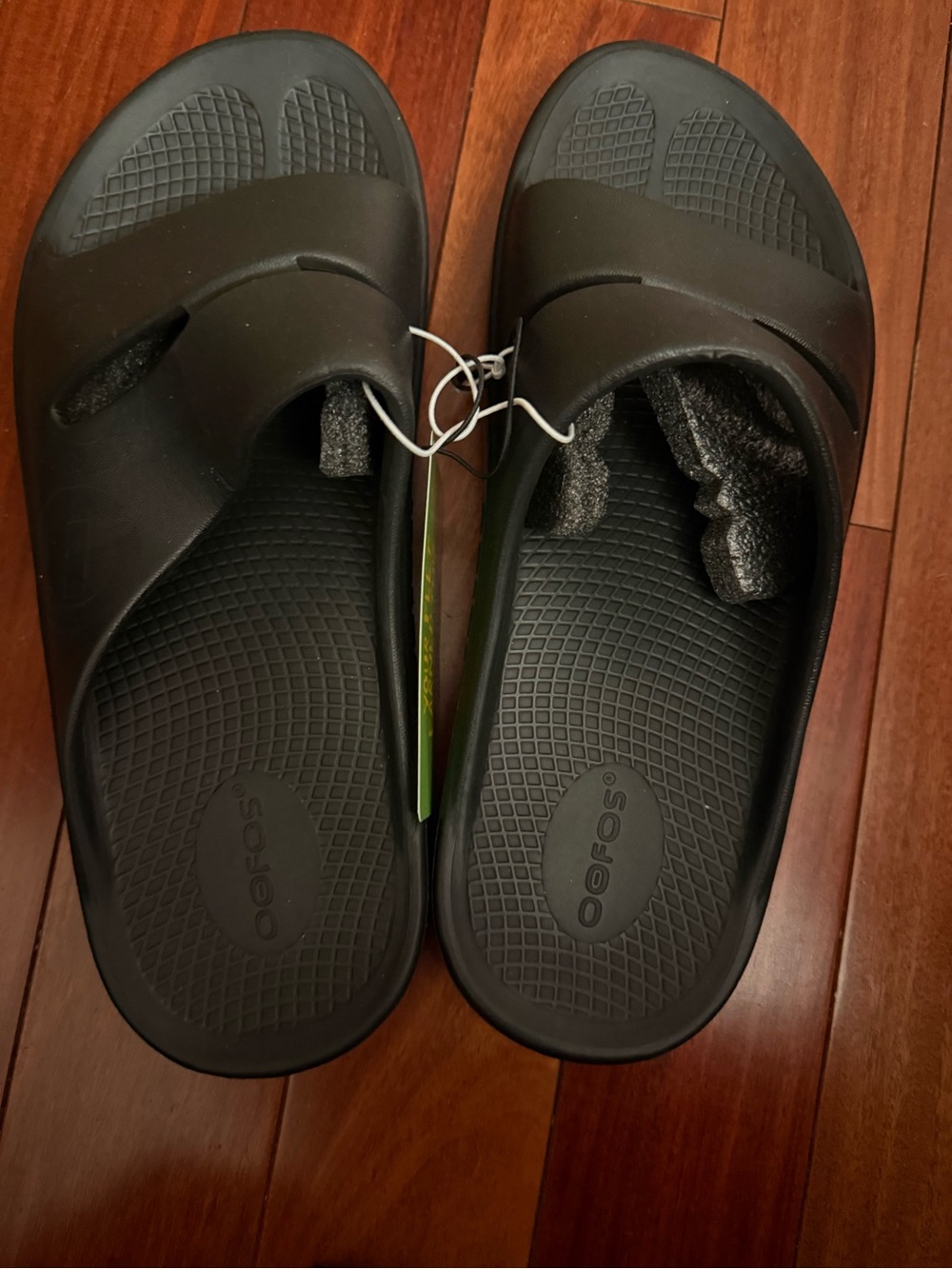 NEW OOFOS Ooahh Recovery Slide Sandals Black Mens Unisex - Picture 11 of 11